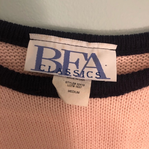 Vintage pink blue striped sweater size Medium! - Picture 2 of 6